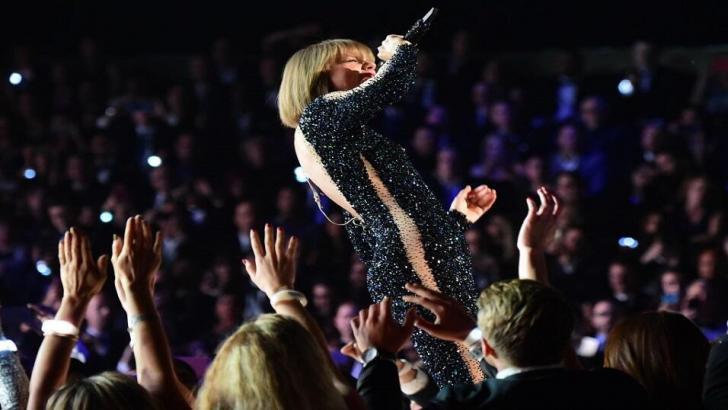 Taylor Swift performing at the Grammys